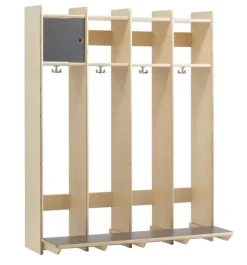 Arne Vegghengt garderobe 25