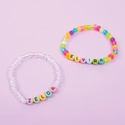 Bokstavperler pastell