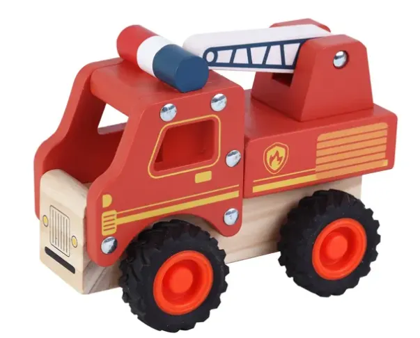 Brannbil i tre