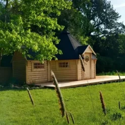 Camping hytte 16,5 med tilbygg