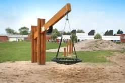 Core girafhuske med fuglerede