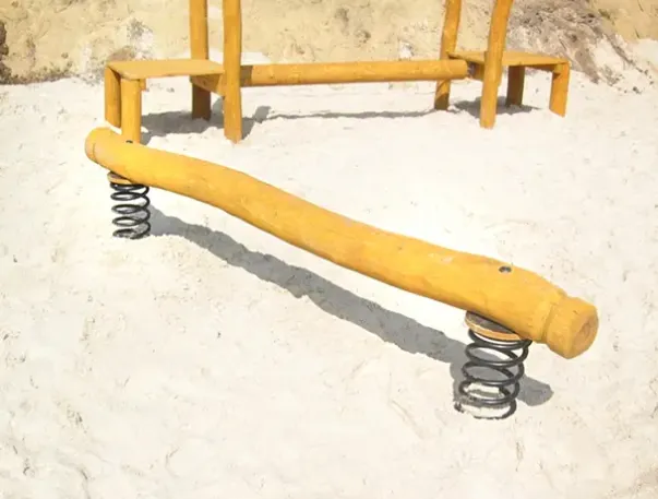 Core robinatrestamme på fjærer