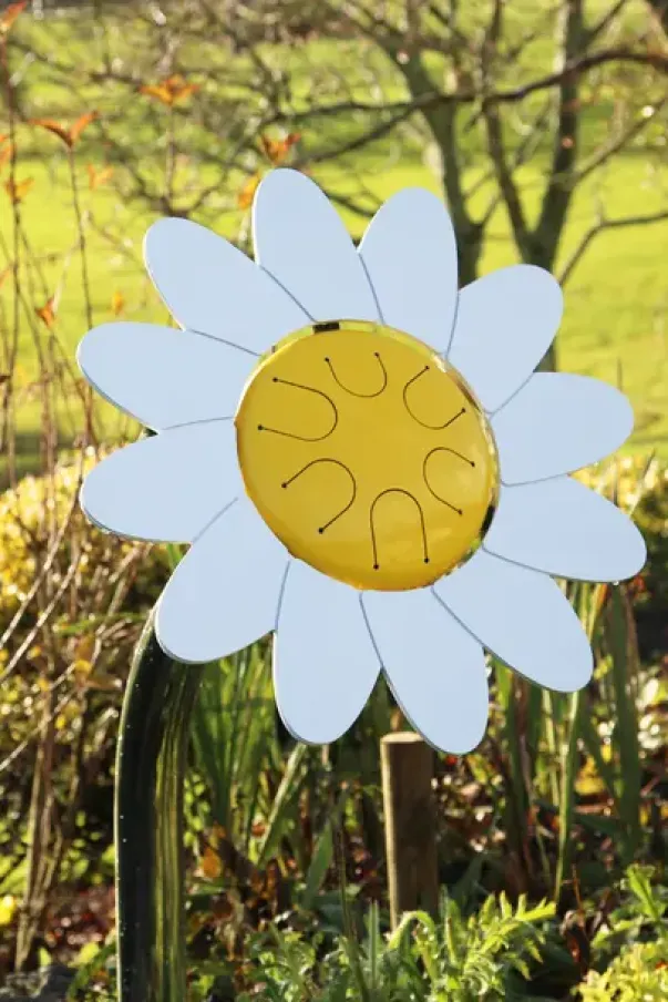 Daisy petal drum forankring i jord