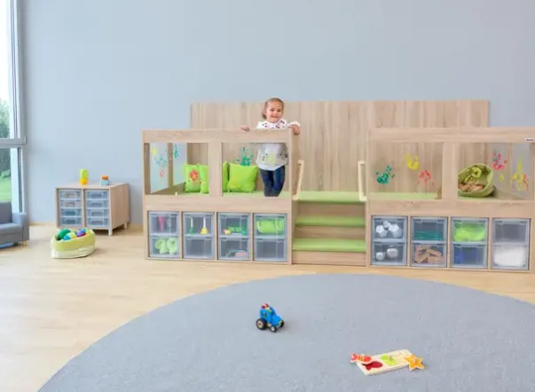 Educasa lekeplatå med oppbevaring