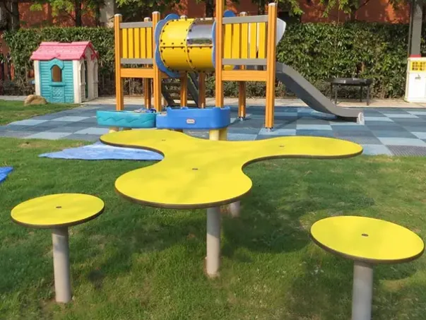 Finno ABC Sandbord Nico med 3 stoler