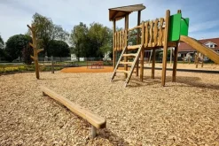 Flora trollets balansebom natur