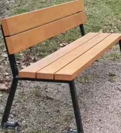 House benk med rygg frittstående