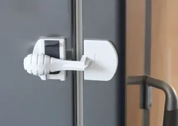 Kjøleskap/frysesperre 2 stk