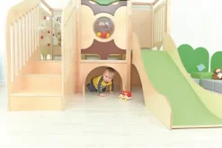 Lekehjørne i skogen