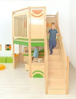 Lekekrok med 2 etasjer