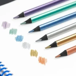 Metalliske fargeblyanter