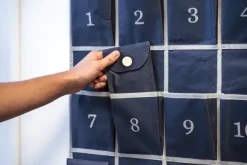 Mobilhotell med 30 låsbare mobiltrekk