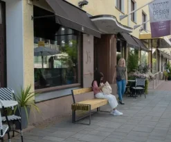 Momentum benk med rygg