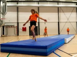 Nedsprangsmatte tjukkas