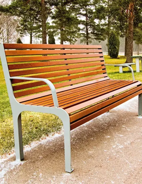 Nonstop Talking benk med armlene