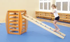 Oppnå gymnastikkube stor