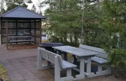 Park Weekend picnic table