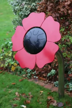 Poppy petal drum forankring i jord