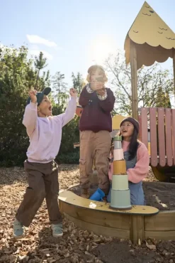 Prime Ewa sandkasse og lekemiljø bloom