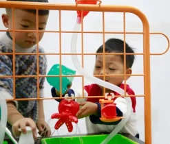 Sand- og vannbord mobilt