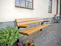 Scandinavia parkbenk med armlene