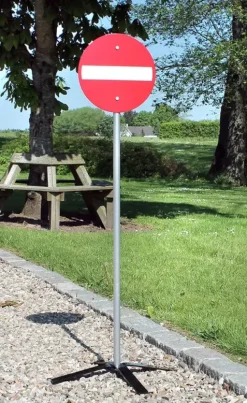 Trafikkskilt innkjøring forbudt